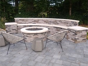 Outdoor Fireplaces & Fire Pit Kits